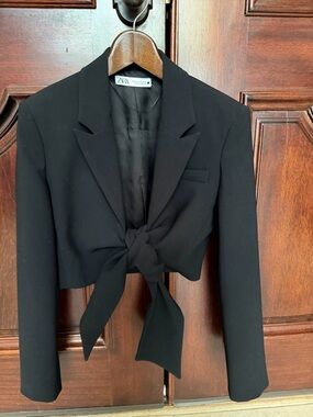 ZARA Black Cropped Tie-Front Blazer Jacket